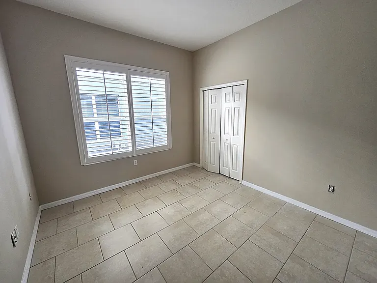 3637 Summerwind Cir — Photo 11