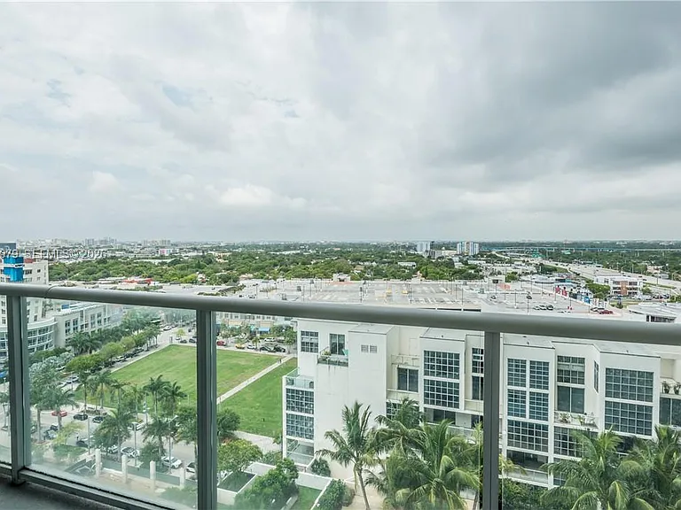 3470 E Coast Ave #H1609 — Photo 8
