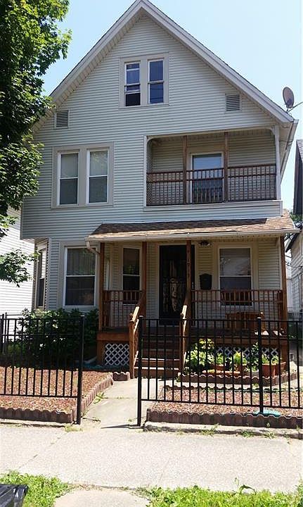 1st image of 1915 W 65th St