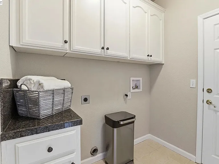 780 Avante Pl — Photo 22