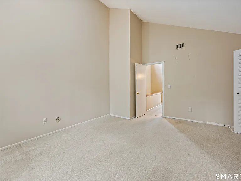 5 Staunton Ct #B — Photo 20