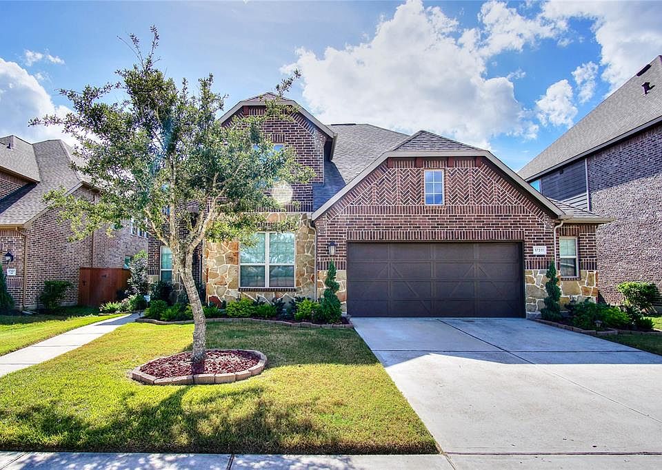1st image of 17511 Murrayfield Ct