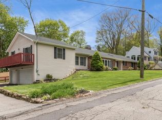 19 Timberline Rd, Budd Lake, NJ 07828