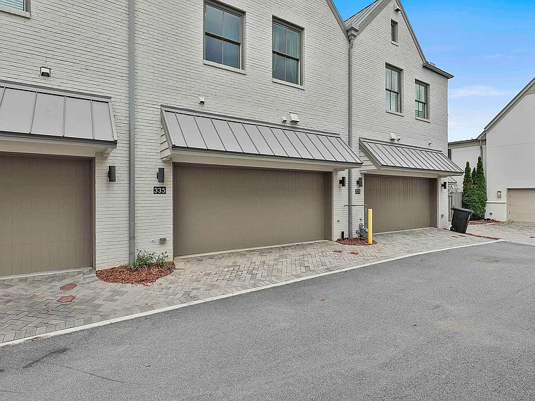 335 Sage Ln — Photo 19