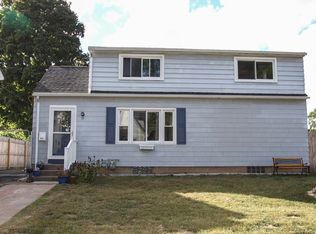 73 Wyand Cres, Rochester, NY 14609