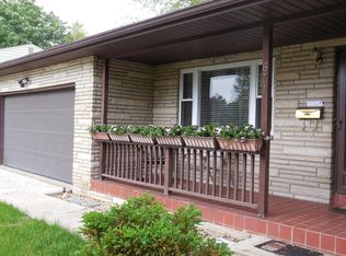 671 Old Coach Rd, Westerville, OH 43081