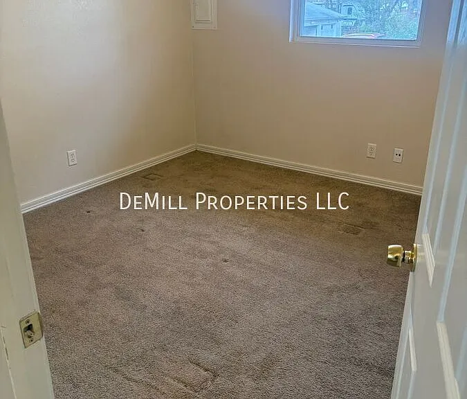 2559 S Linden Ave #3 — Photo 13