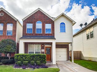 1715 Aden Dr, Houston, TX 77003