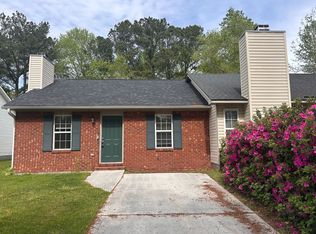 202 Deer Creek Dr, Jacksonville, NC 28546