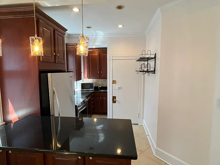 382 Commonwealth Ave #52 — Photo 7