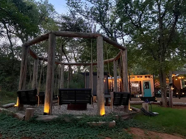 513 W Johnny Bench, Binger, OK 73009