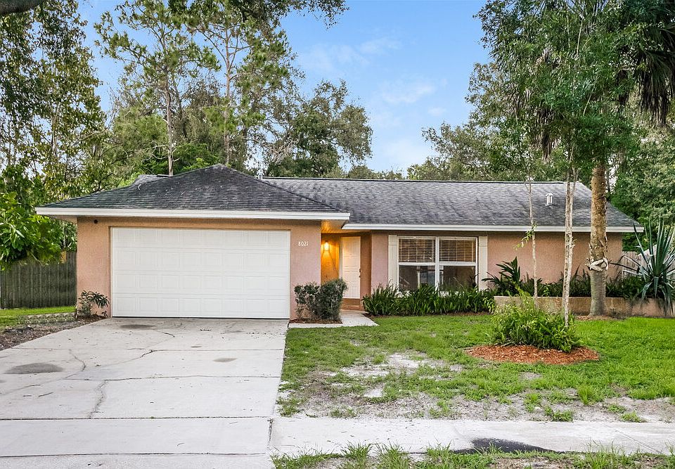 1st image of 8021 Cloverglen Cir