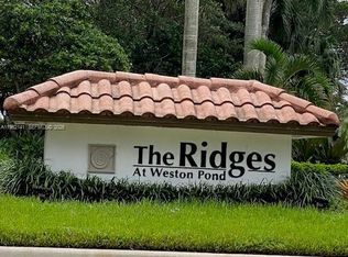 4273 Fox Ridge Dr, Fort Lauderdale, FL 33331