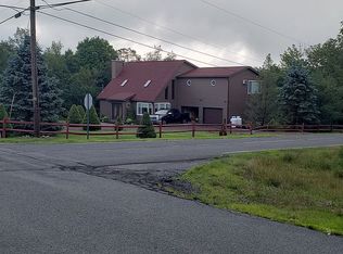 162 Upper Notch Rd, Albrightsville, PA 18210