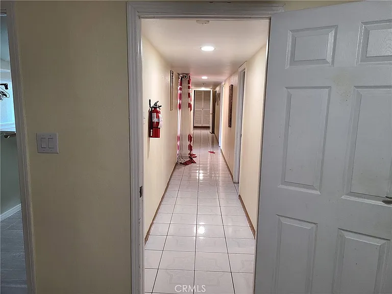 11685 Holmes Ave — Photo 10