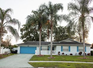5204 Colfax Pl, Seffner, FL 33584