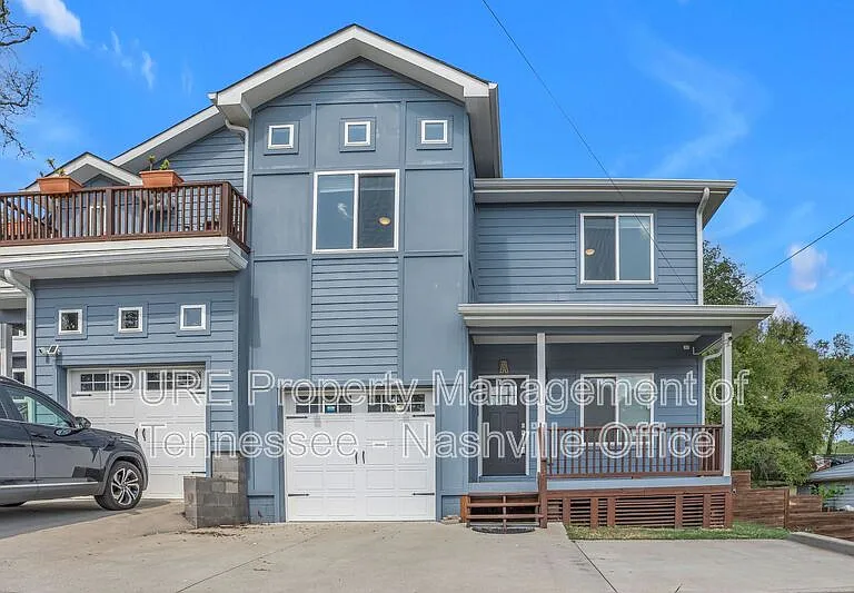 3212A Lincoln Ave — Photo 2