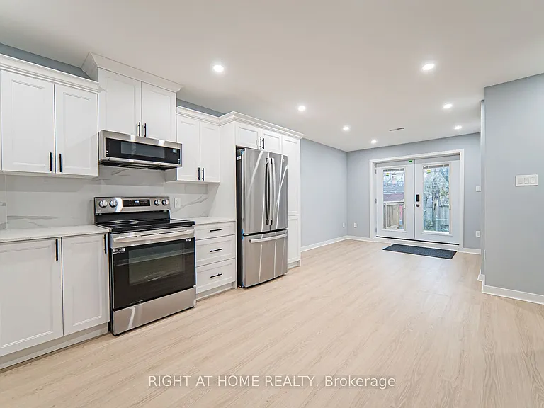 250 Beechy Dr #MAIN — Photo 1