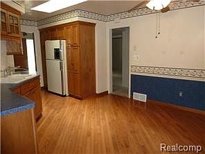 5th image of 11353 Meadowbrook Dr