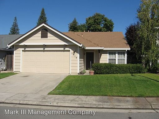 1st image of 1215 Chesapeake Dr