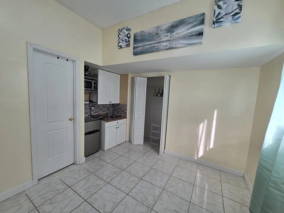 14144 SW 158th Ct — Photo 2