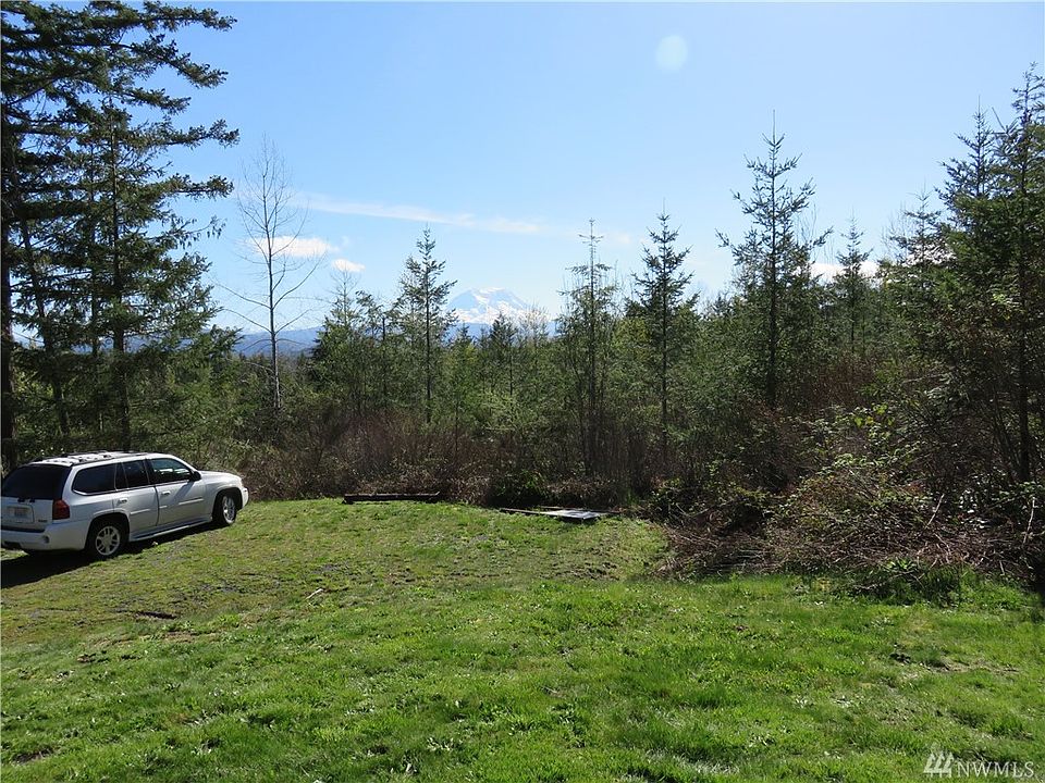 2nd image of 4304 433rd St E