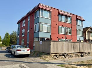 6314 34th Ave SW APT 303, Seattle, WA 98126