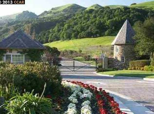 201 Lyndhurst Pl, San Ramon, CA 94583