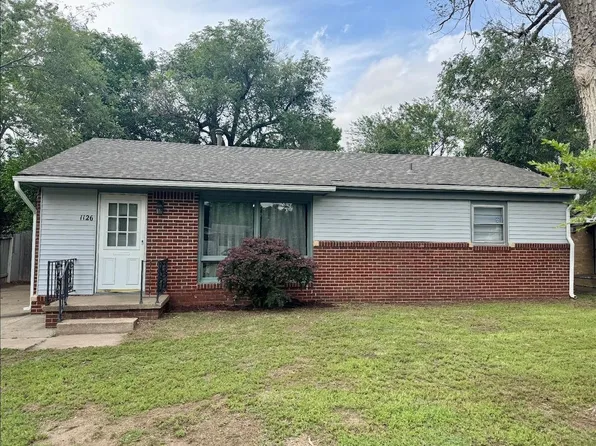 1126 E Catalina St, Wichita, KS 67216