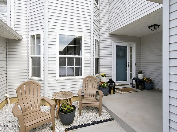 2nd image of 135 Pierce Drive