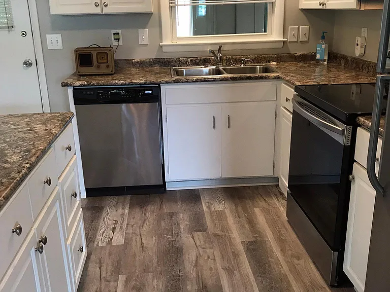 3806 Klondike Ln — Photo 7