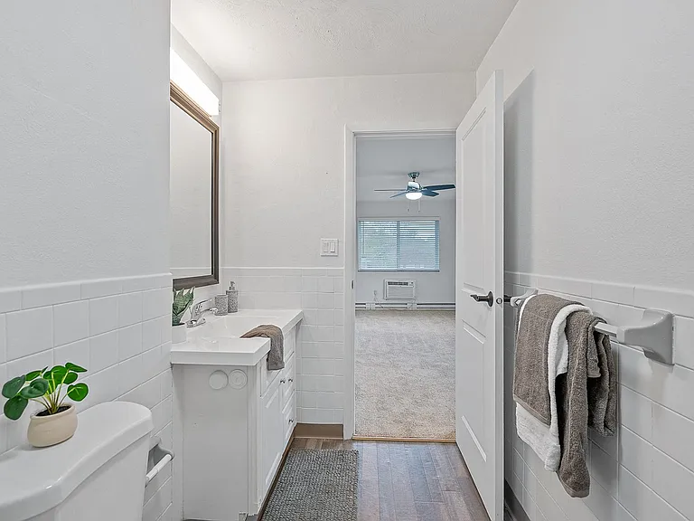 Flyer Pointe — Photo 13