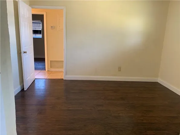 2701 NW 21st St, Fort Lauderdale, FL 33311