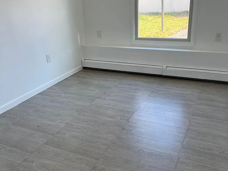326 Sherman Ave — Photo 14