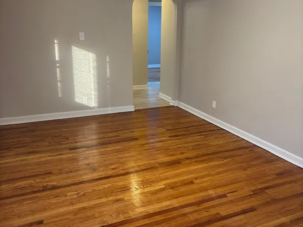 1228 Jennings Station Rd, Saint Louis, MO 63137