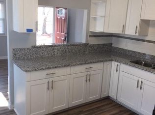 24 Shelton Rd, Hampton, VA 23663