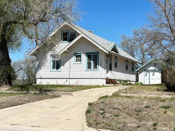 329 N Maverick St, Gordon, NE 69343