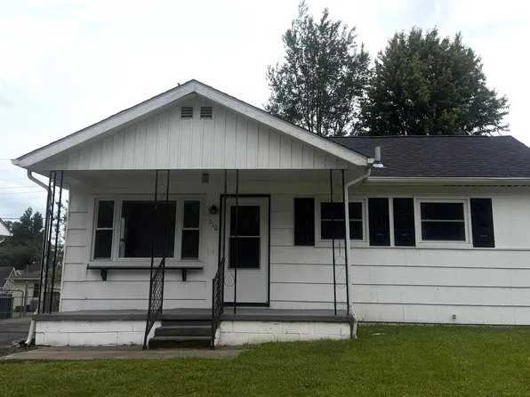 110 Forest Park Dr, Bedford, IN 47421