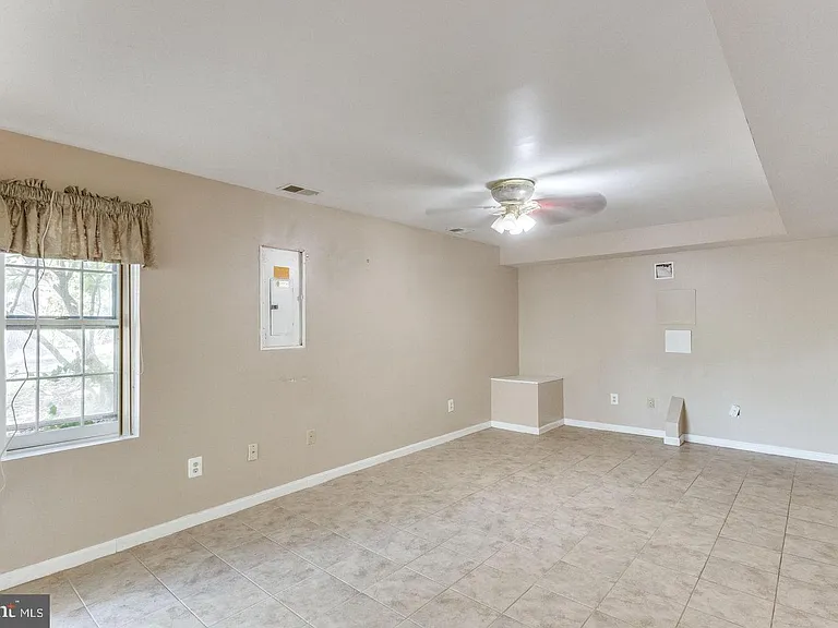 12224 Dapple Gray Ct — Photo 24