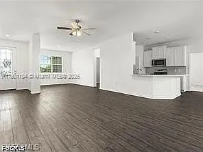 209 SE 26th Terrace Cpe — Photo 15