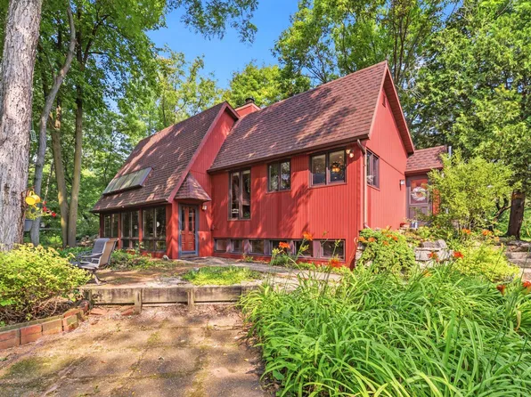 N5976 Lambie Rd, De Pere, WI 54115