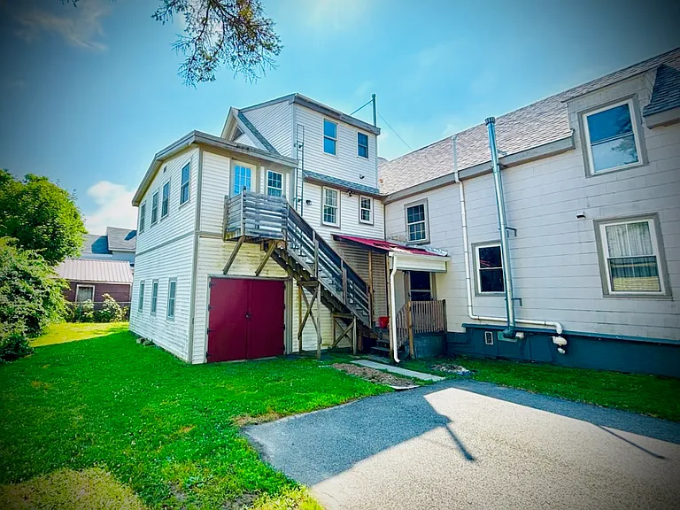 184 Elm St #4 — Photo 14