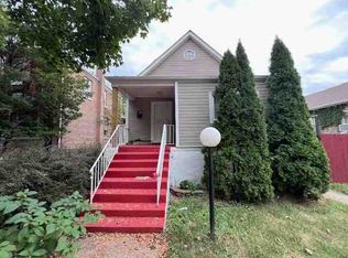 7627 S Prairie Ave, Chicago, IL