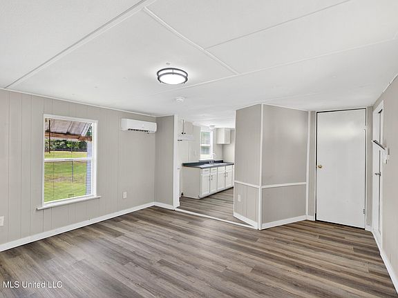 5th image of 11213 Dobson Rd #5