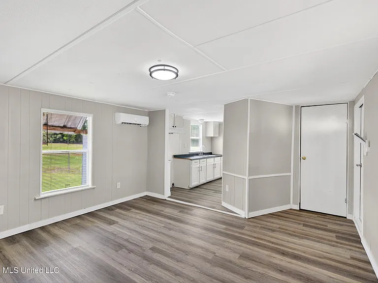 11213 Dobson Rd #5 — Photo 5
