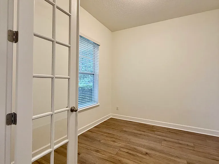 187 Southern Oak Dr — Photo 8
