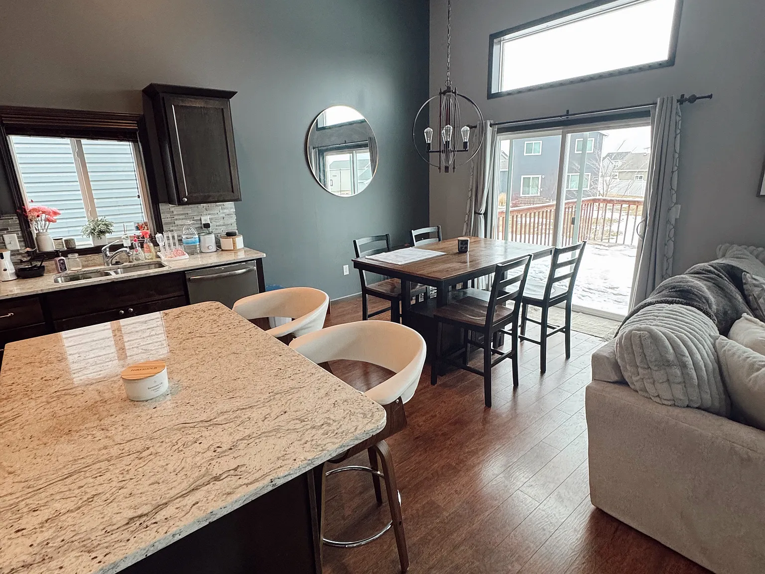 3 bed, 2040 sqft, $2,600 — Photo 4