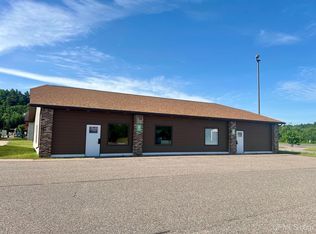 1035 Country Ln, Ishpeming, MI 49849