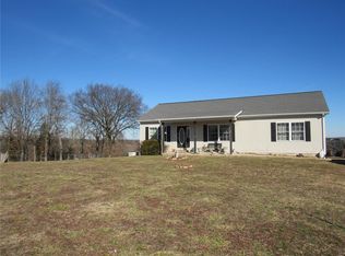 33 Degan Ridge Dr, Leasburg, MO 65535