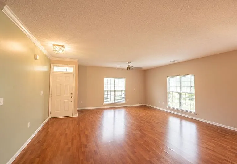 10 Arbors Cir — Photo 10